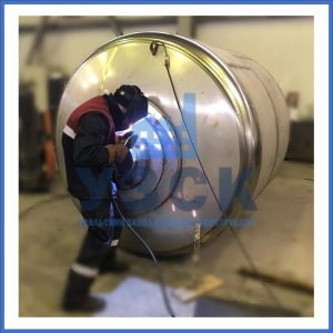 Купить баки и ёмкости из нержавеющей стали от завода УЗСК в Череповце